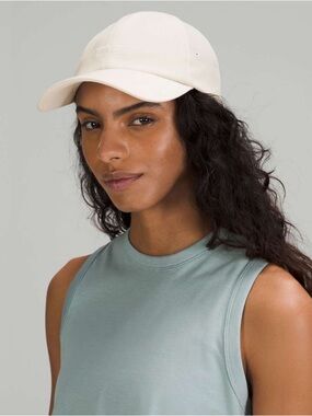 Lululemon Baller Hat Soft
White Opal